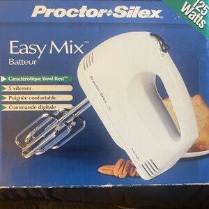 Proctor Silex hand mixer